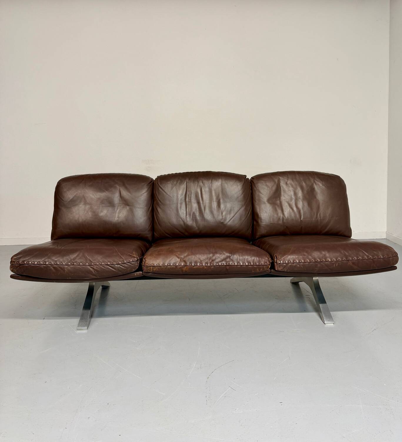 De Sede DS31 vintage leather 3-seater canapé banquette from the 1970s.