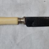 Anciens couteaux à fromage manche ivoire, XIXEME