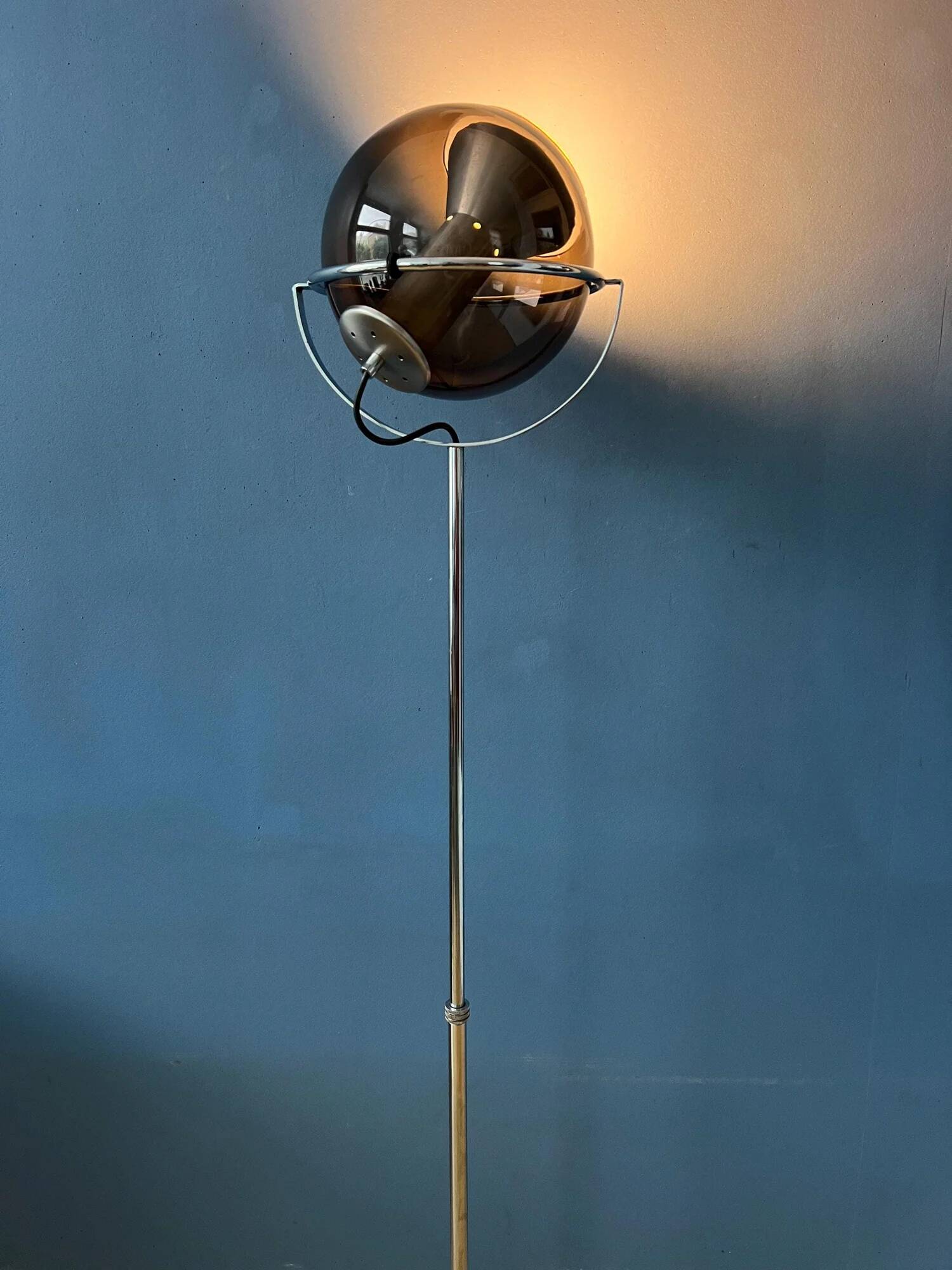 Vintage Raak Space Age Globe Eyeball Floor Lamp by Frank Ligtelijn