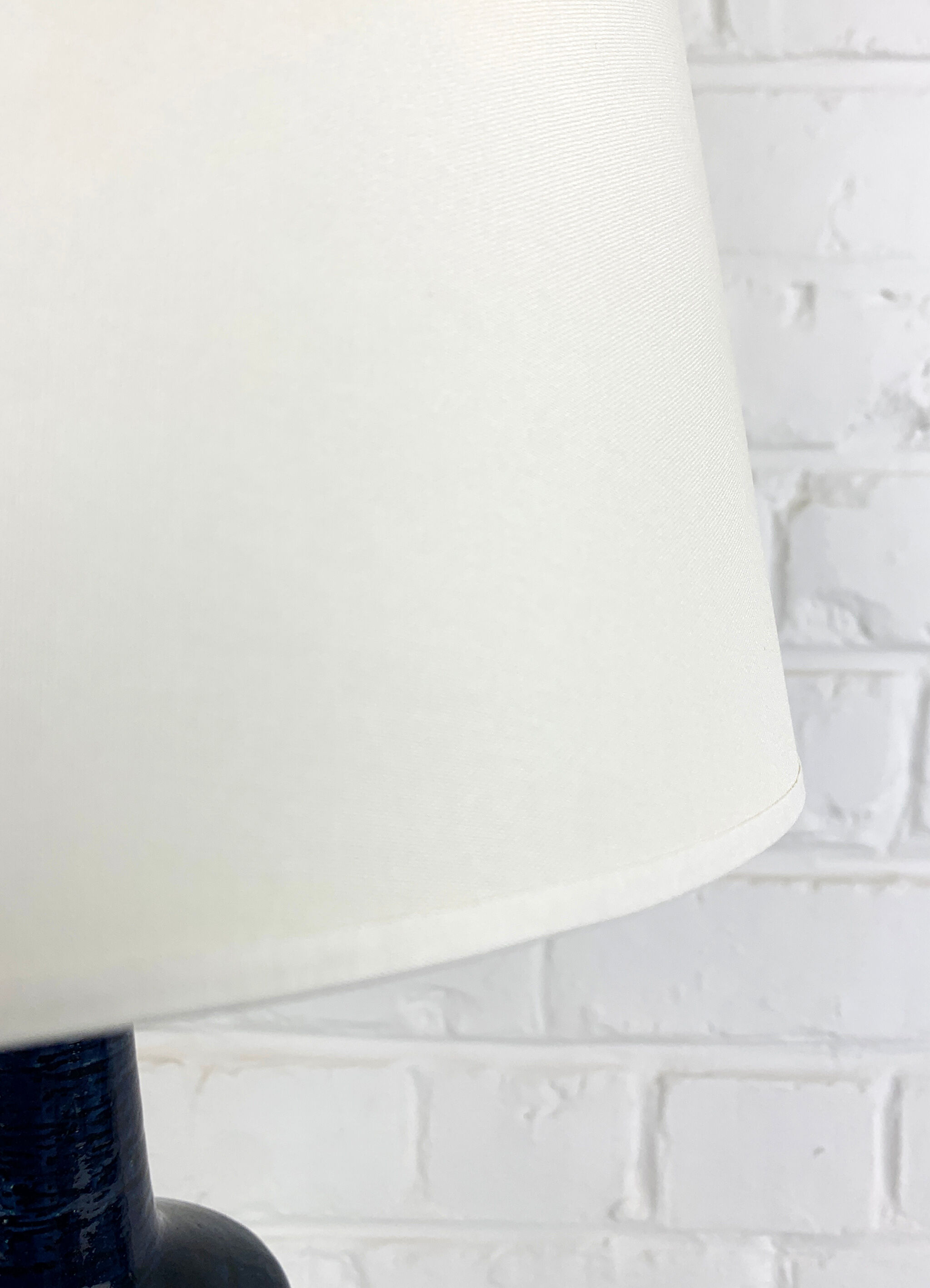 DL30 ceramic table lamp, Per Linnemann-Schmidt for Palshus, Denmark, 1960s