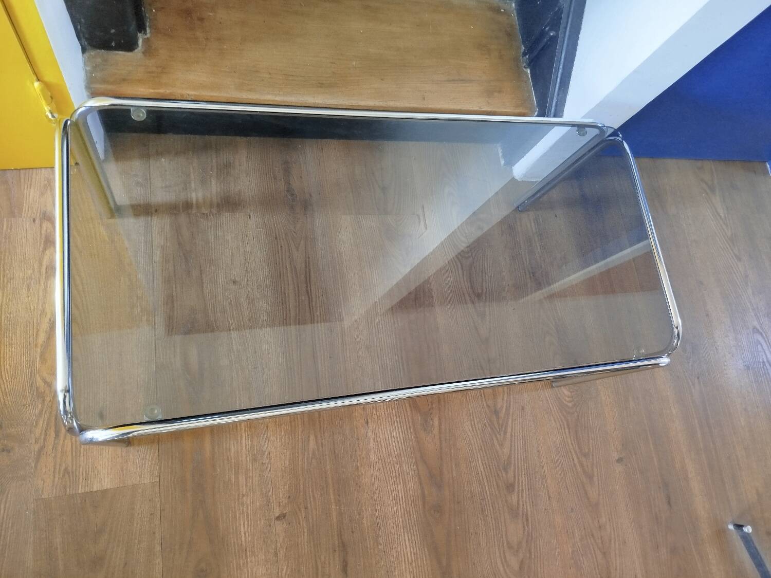 Italian design coffee table from the 70s