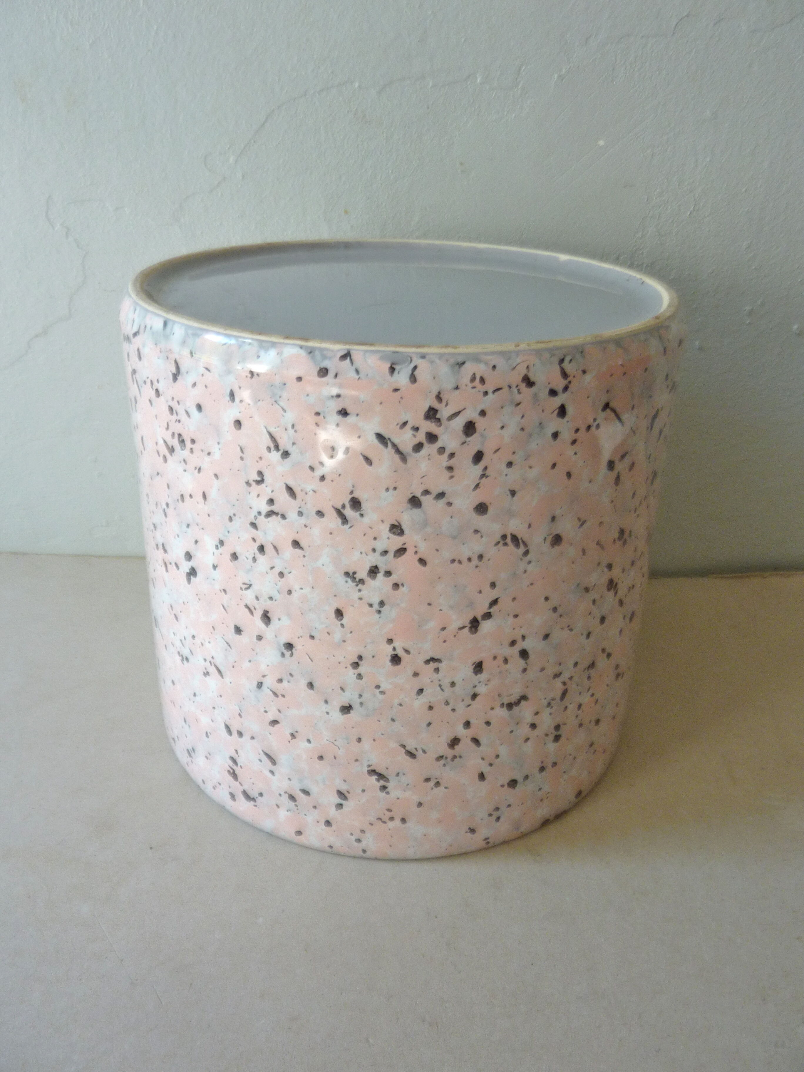 Cache pot ceramic pink way terrazzo of the 1980s