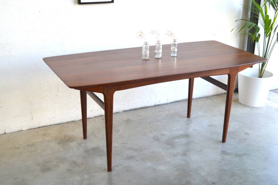 Table à repas en teck par Younger * 167 cm