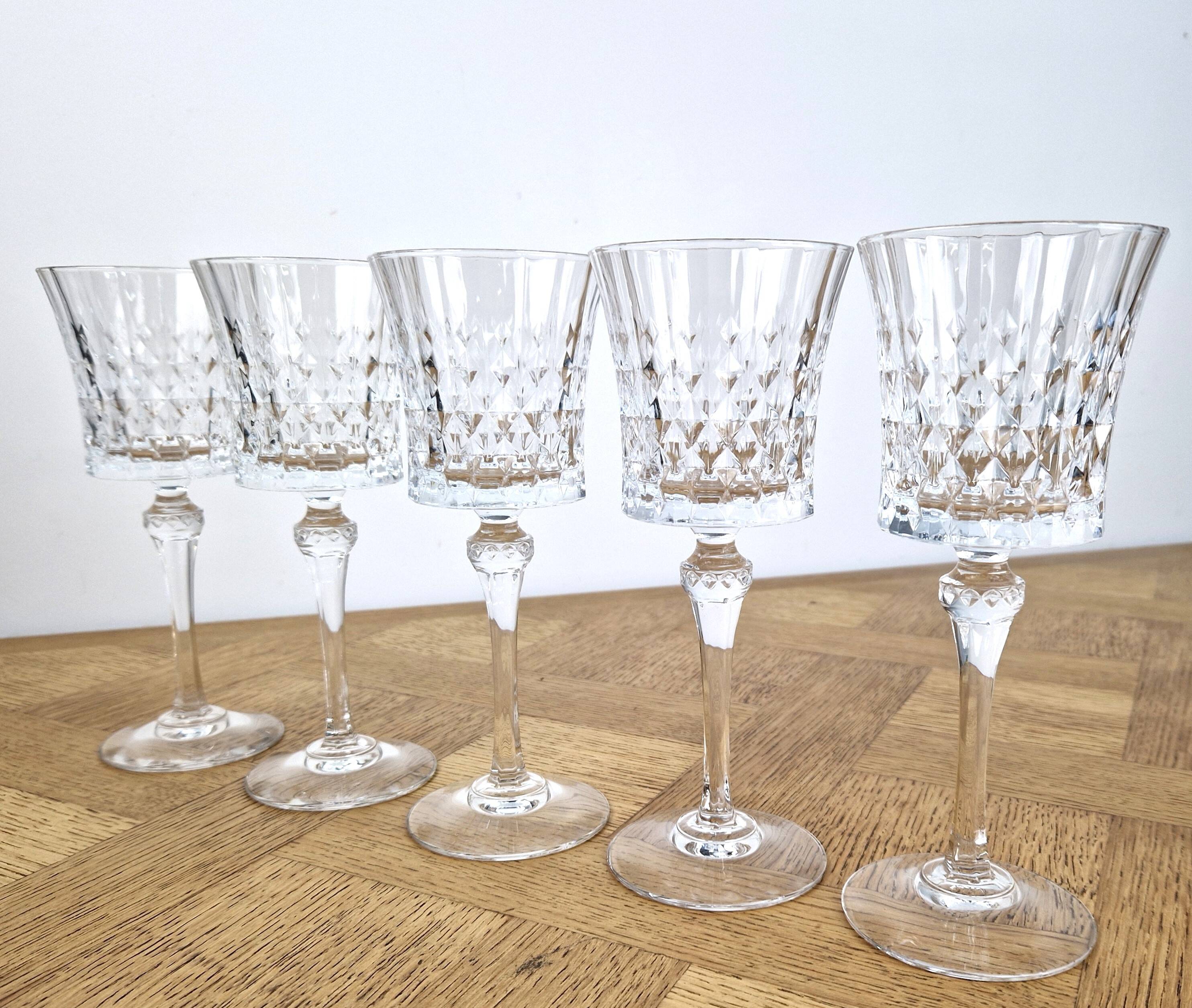 5 crystal stem glasses from Arques model Lady Diamond
