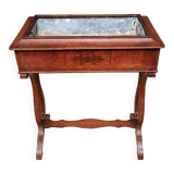 Mahogany planter