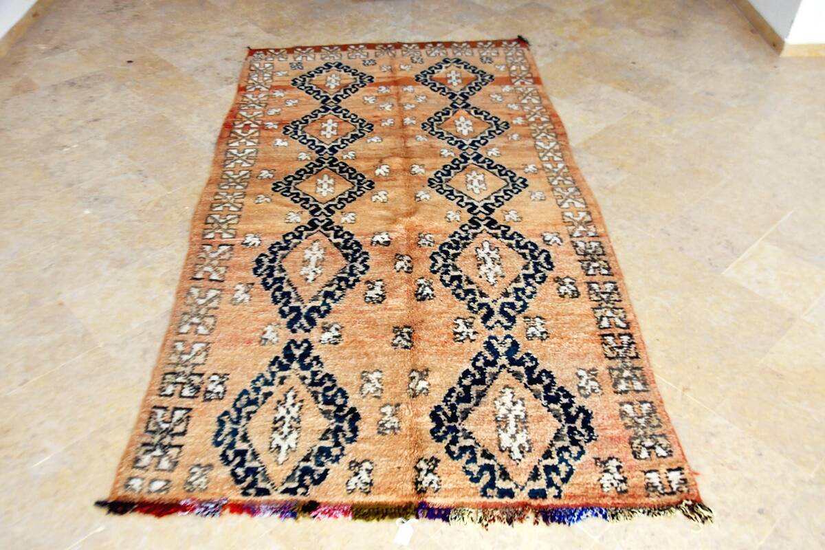 Moroccan berber rug zemmour vintage 290 x 160cm