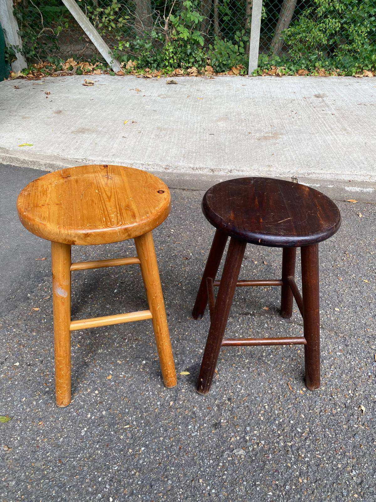 2 vintage solid wood stools — Trayeur / brutalist style