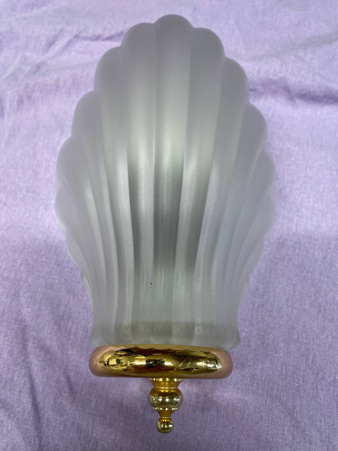 4 pressed glass wall lights with shell decor