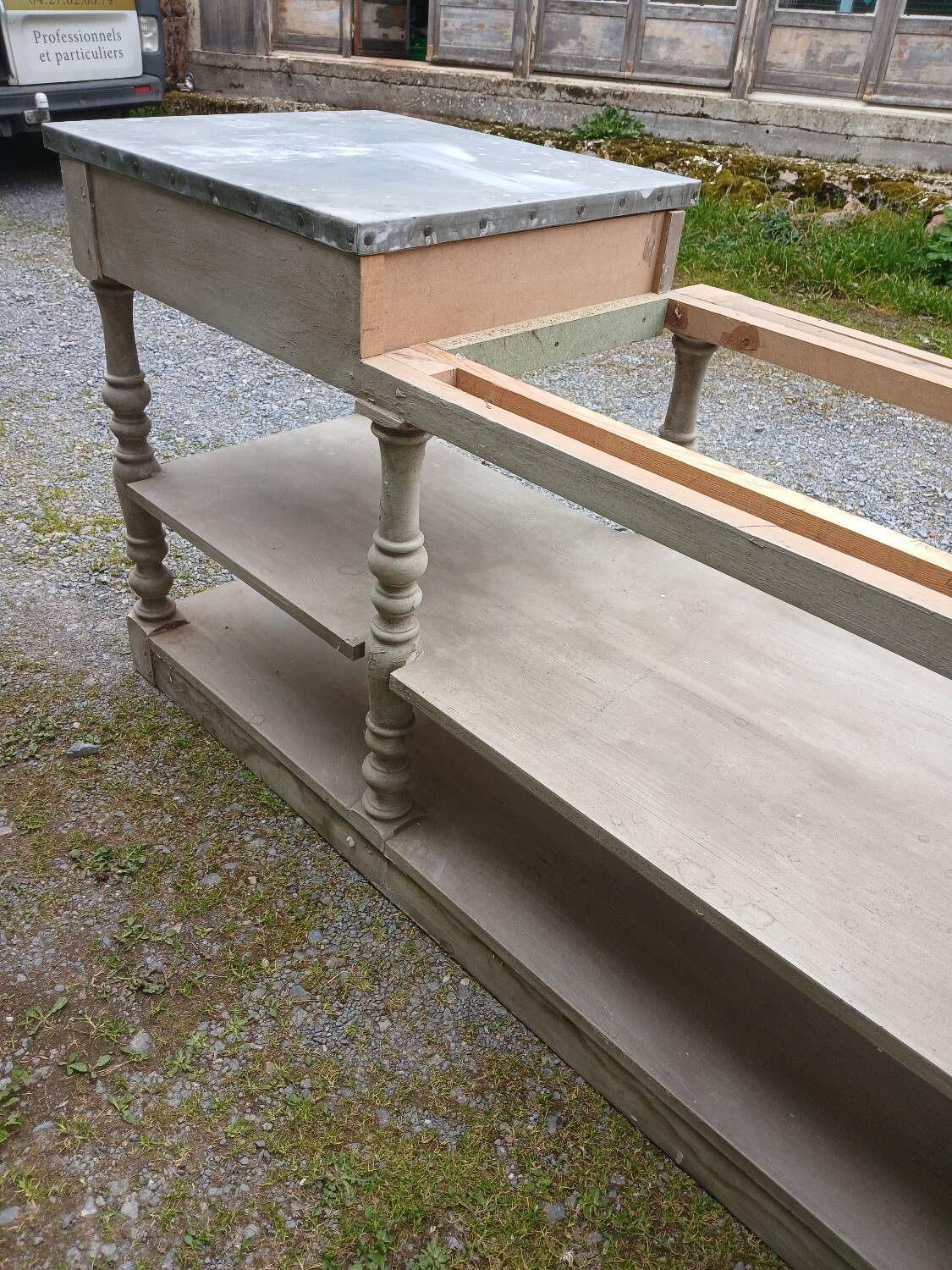 Grand meuble style drapier en bois et zinc