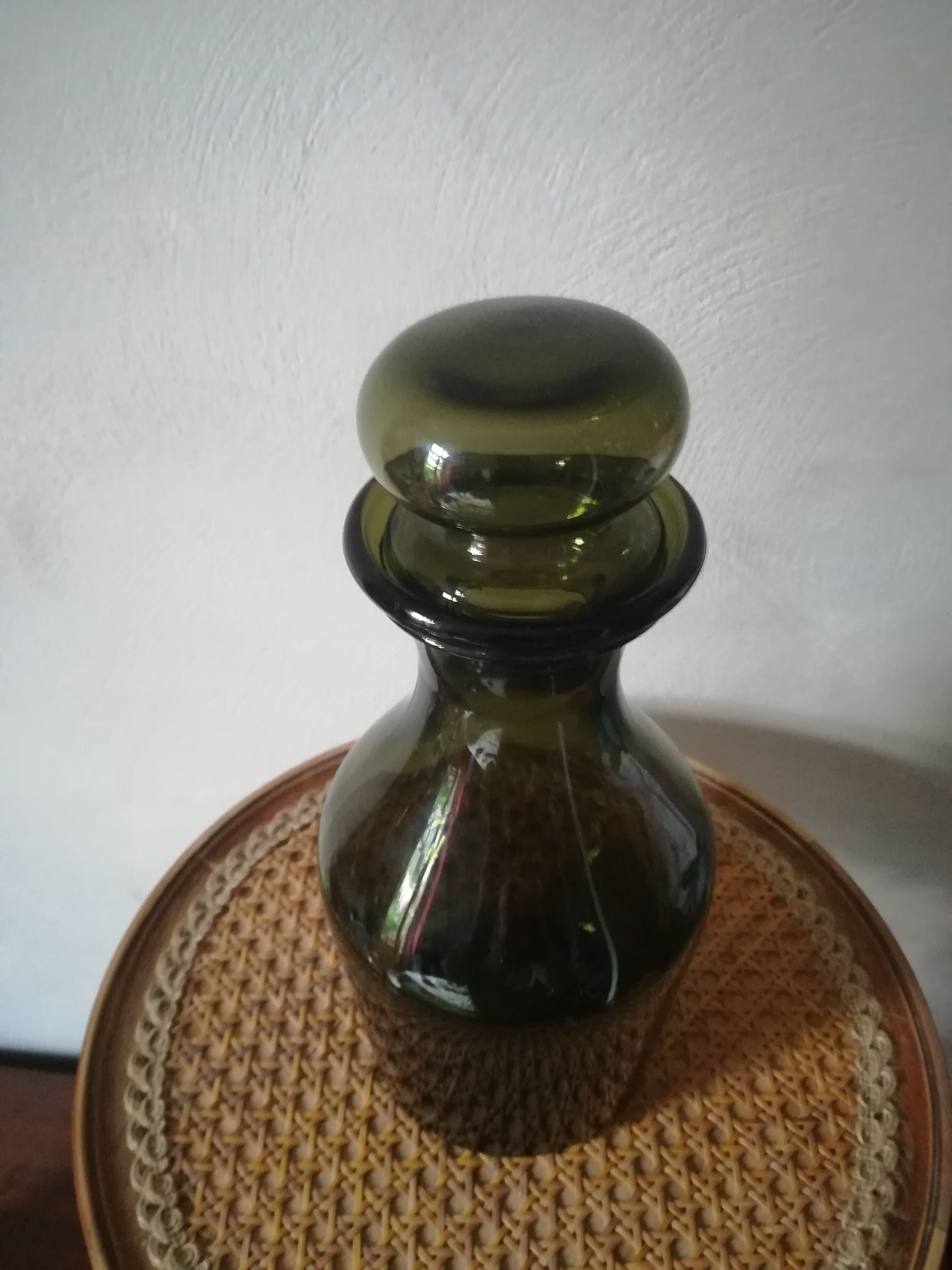 Black carafe