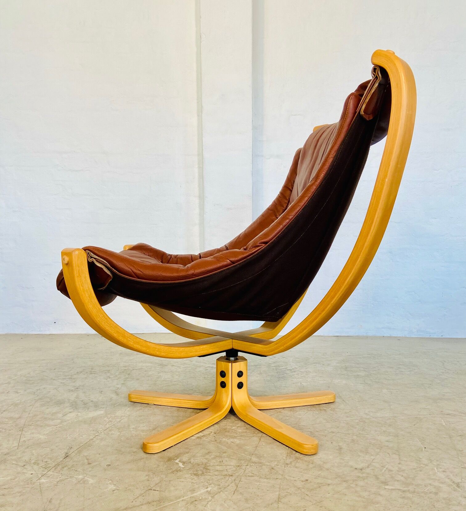 Svend Skippers vintage retro cognac leather swivel chair set 1970s