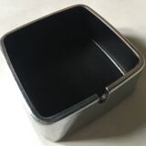 Pat pend ashtray- isamu kenmochi