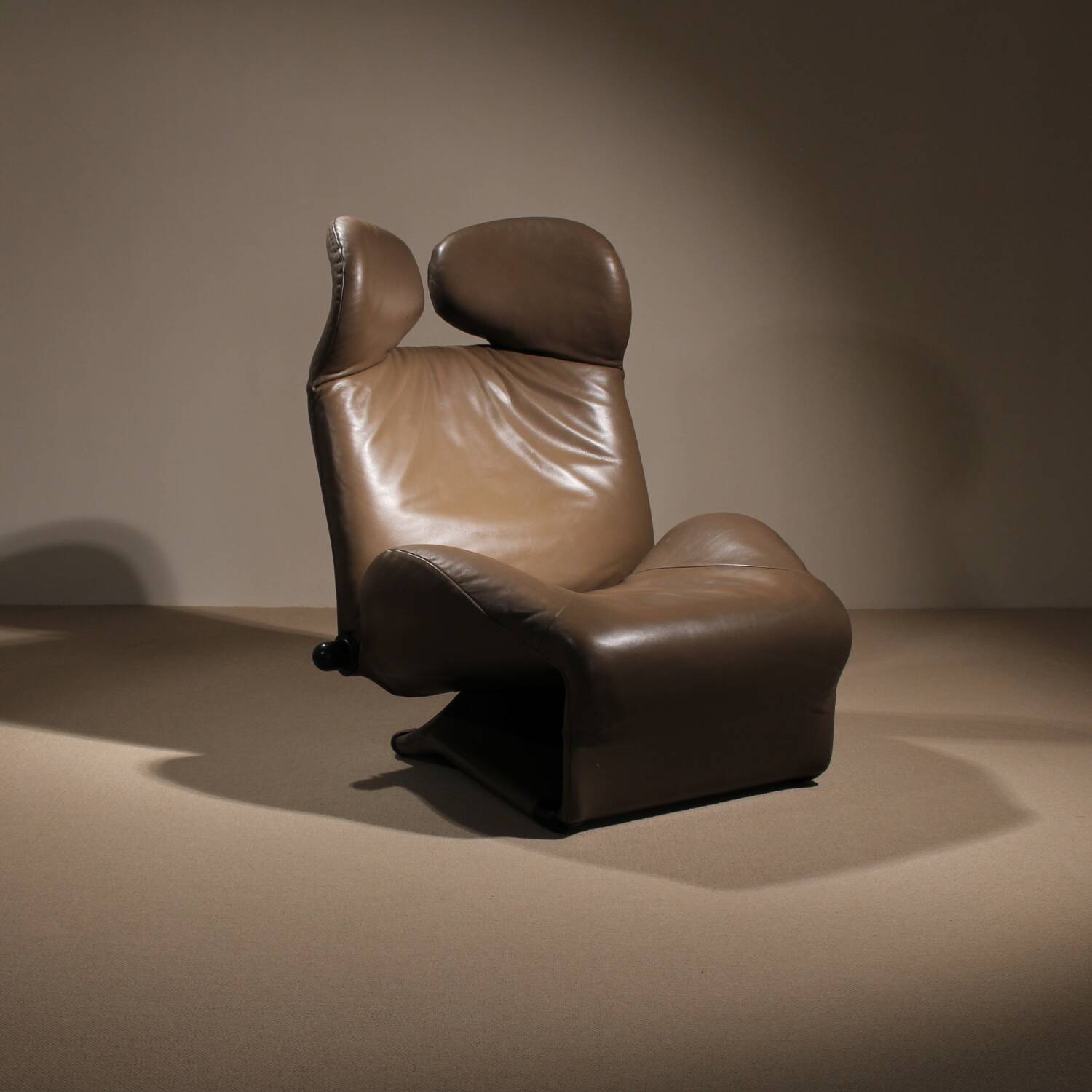 Lounge Chair ‚Wink‘ by Toshiyuki Kita for Cassina | Italy 1980