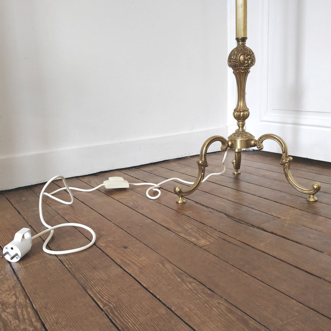 Peris Andreu bronze tripod lamp