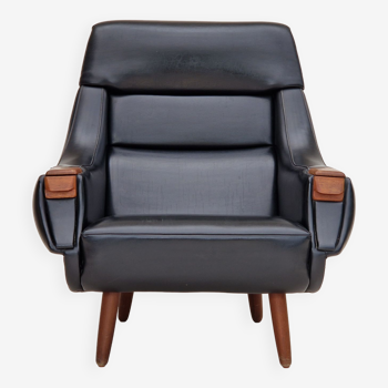 1970s, Danish design by Henry Walter Klein for Bramin Møbler, armchair in original good condition.