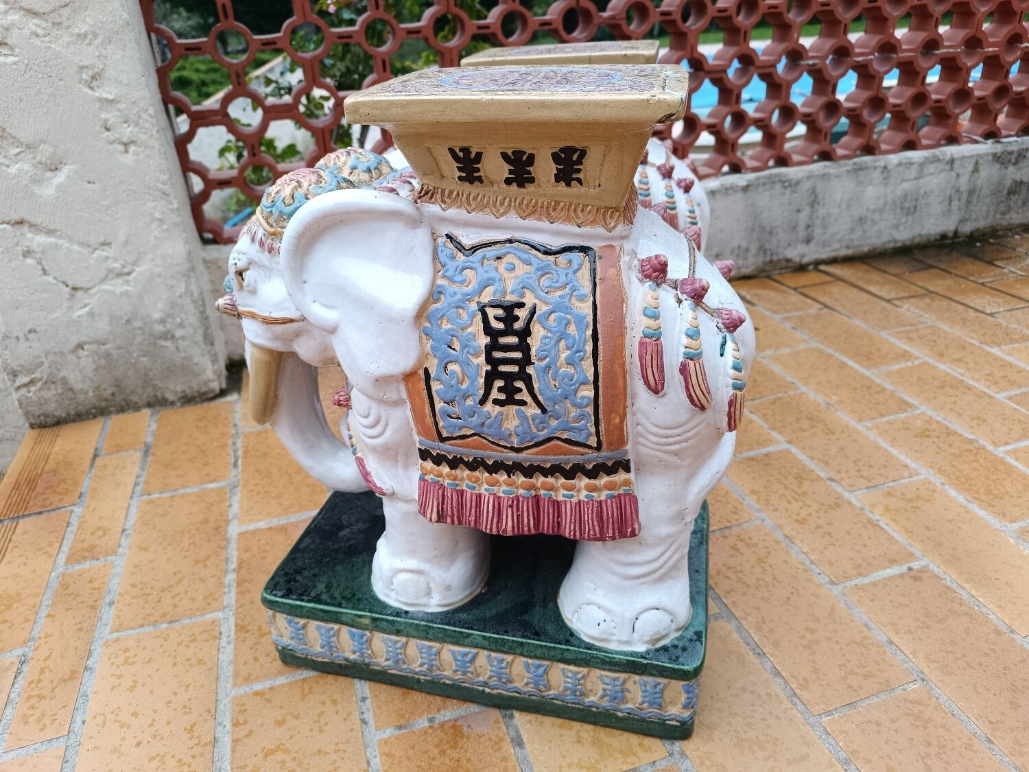 Set of 2 Chinese ceramic elephants