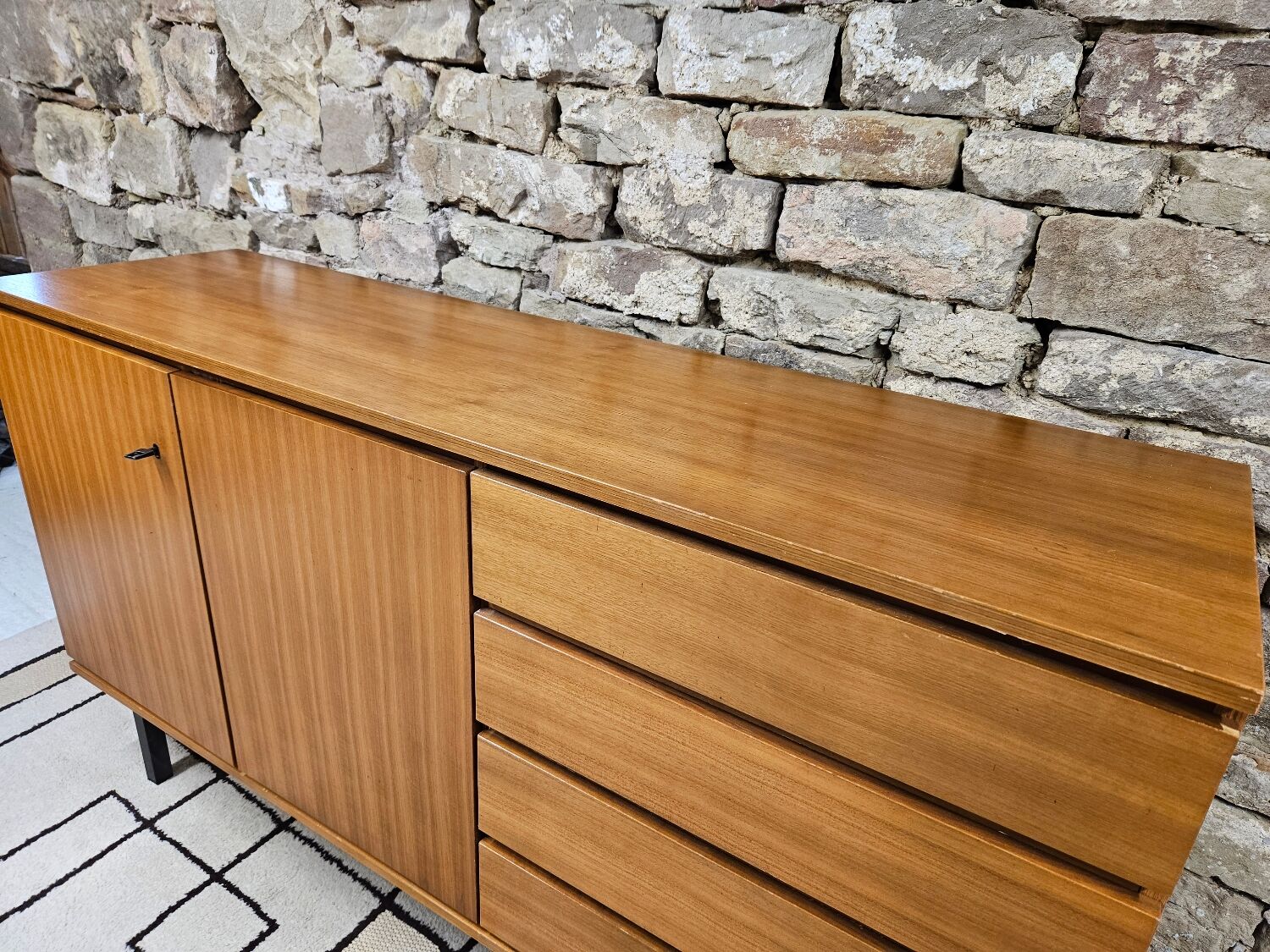 Sideboard in teak veneer 1970