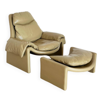 Vittorio Introini P60 Set of Lounge Chair with Ottoman