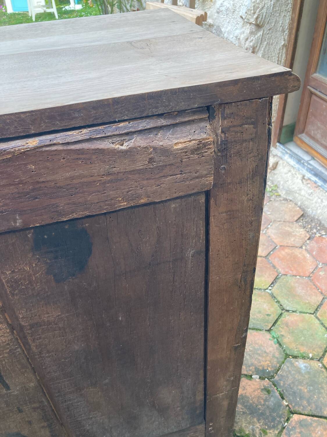 Antique wooden confit pot.