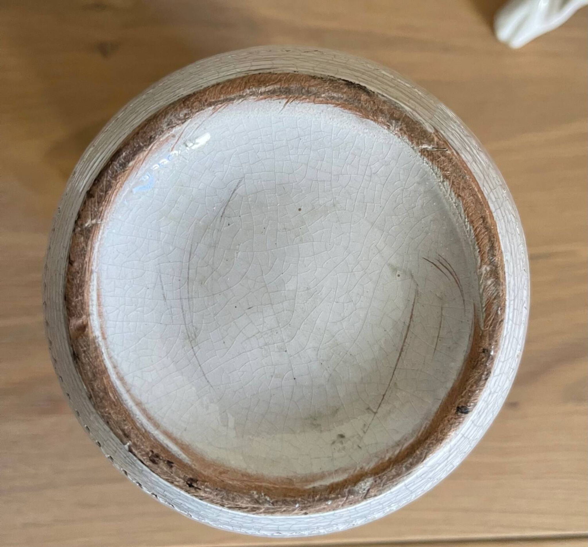 Cracked ceramic vase after Jean Besnard