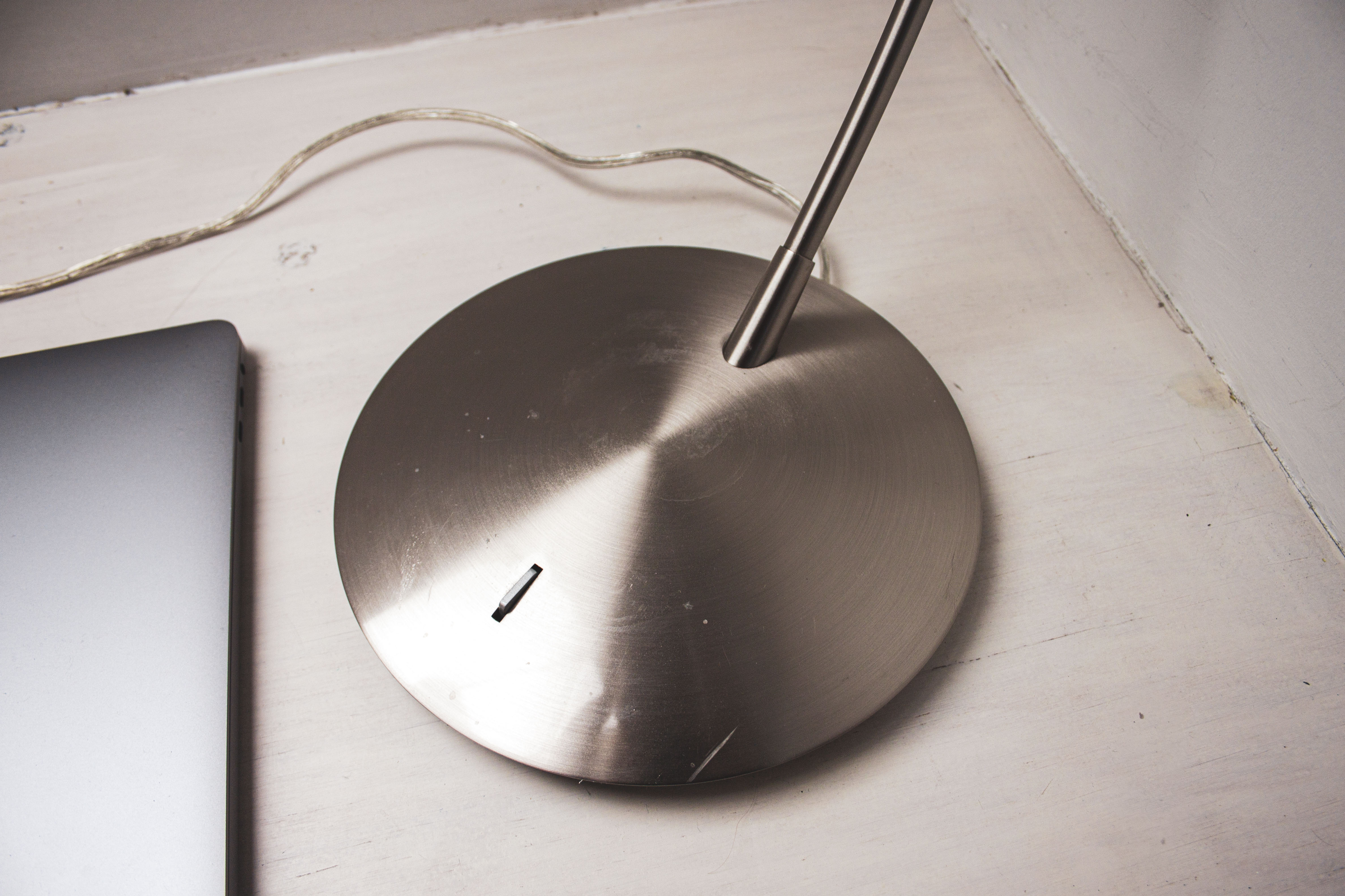 Minimalist desk lamp - Habitat - in stainless steel aier