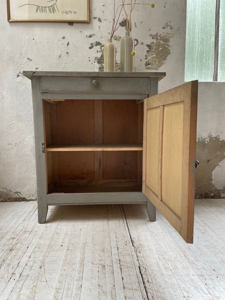 Confectioner furniture loom gray blue