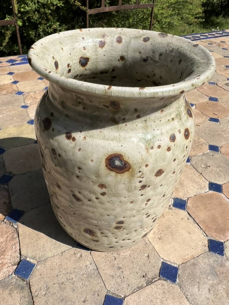 Puisaye stoneware vase with leaf decoration