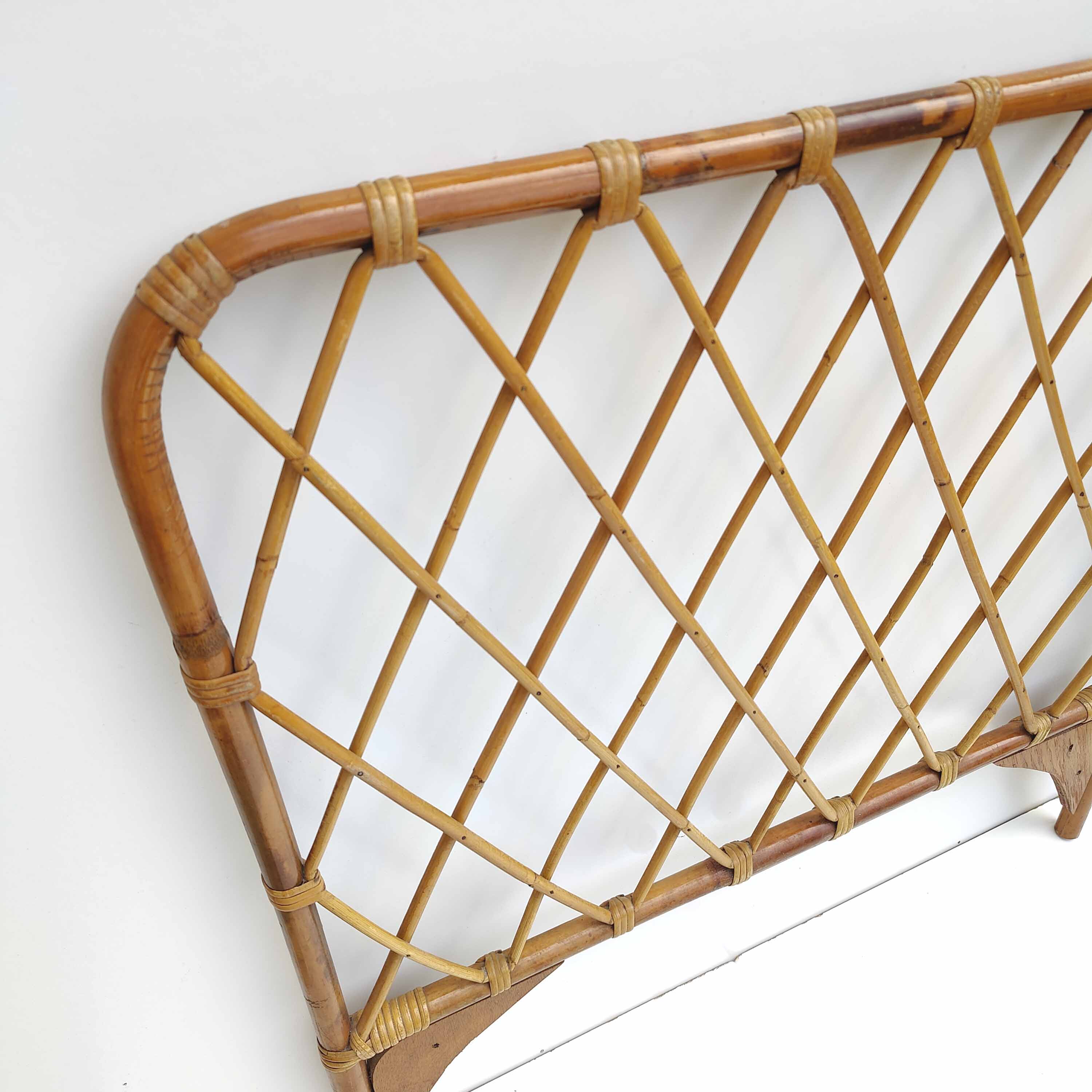 Headboard one place in vintage rattan