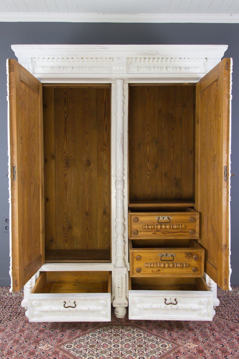 Solid pine 2-door armoire, ca. 1920s