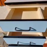 Closet in blue formica