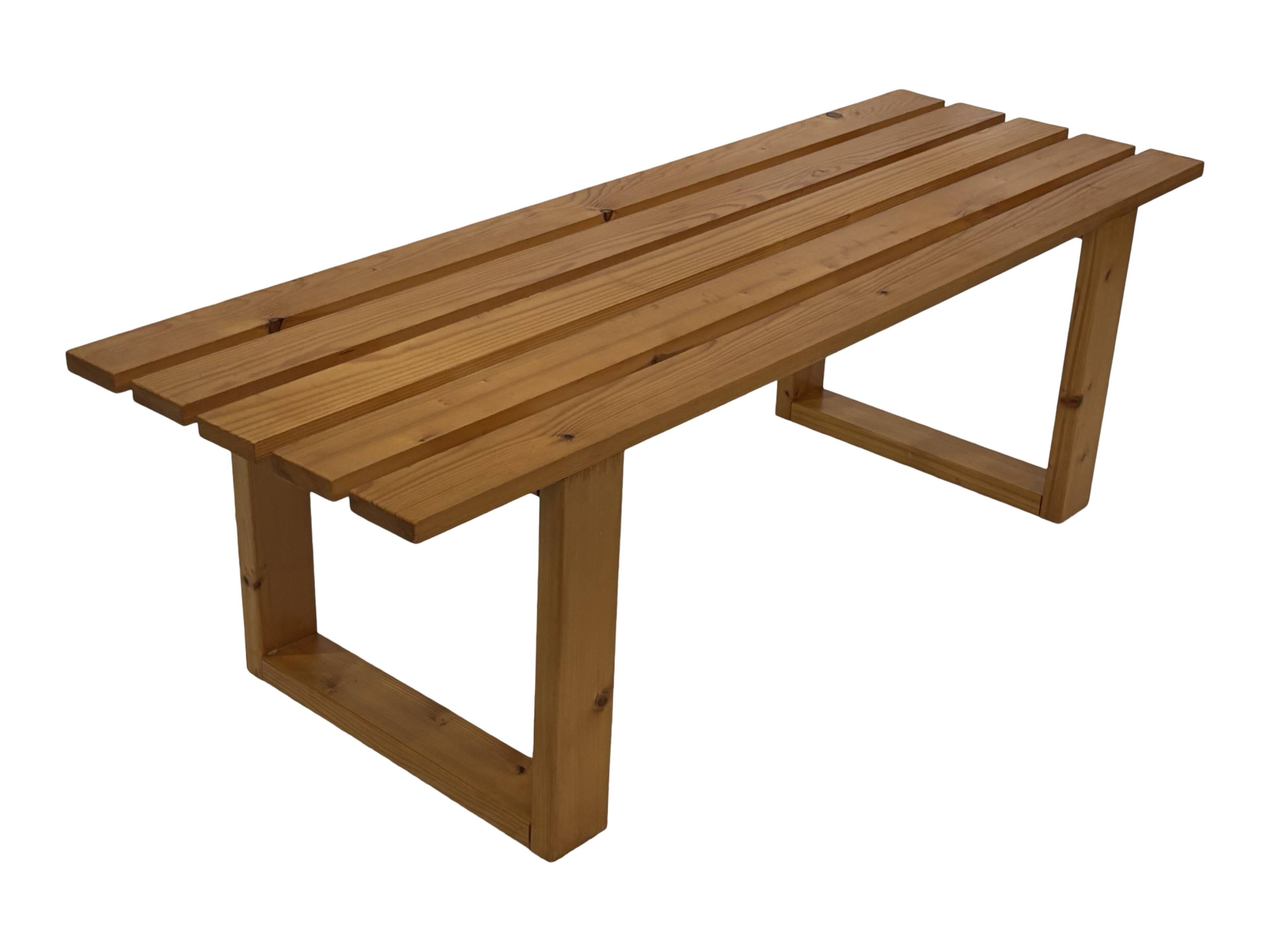 Vintage Scandinavian modern pinewood slatted bench from the 1960's