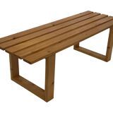 Vintage Scandinavian modern pinewood slatted bench from the 1960's