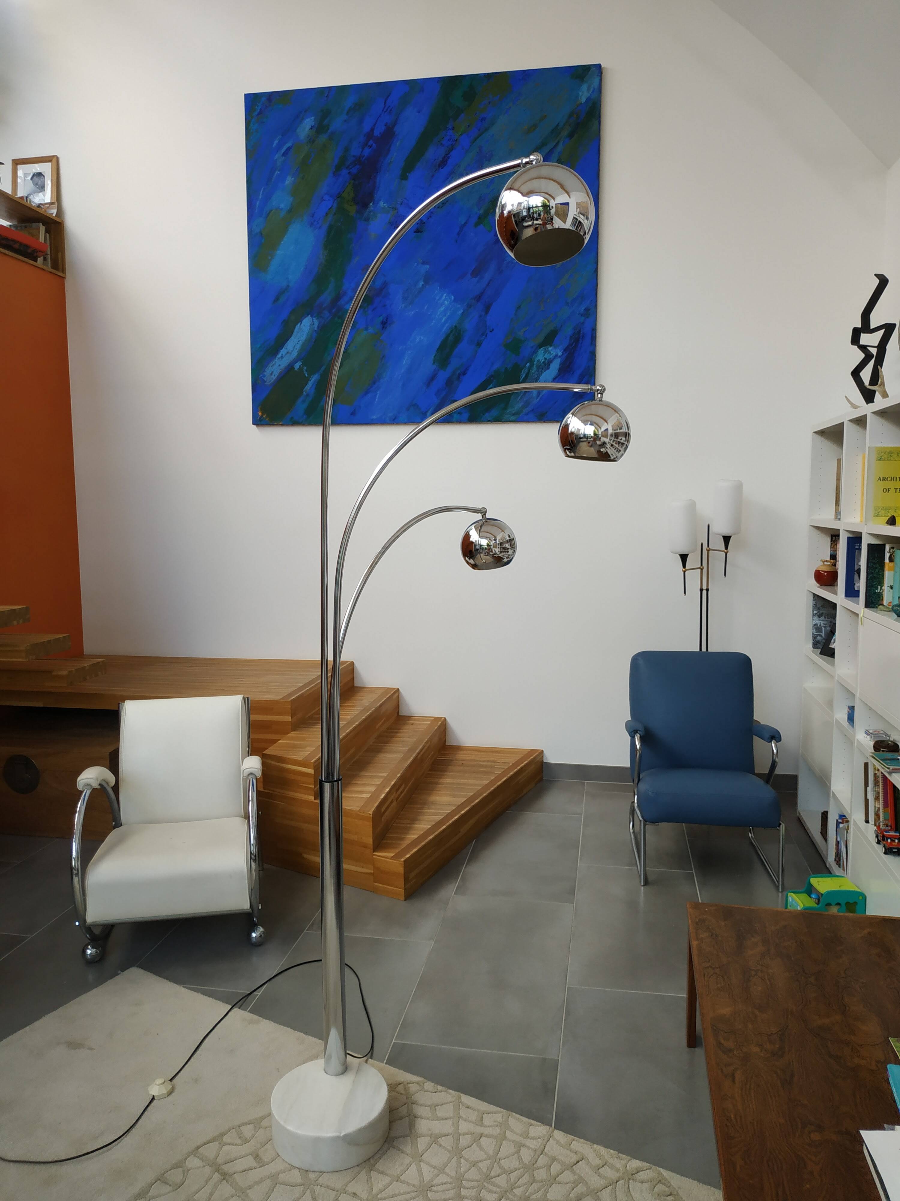 "Muguet" floor lamp by G. Reggiani in chrome metal from the 70s