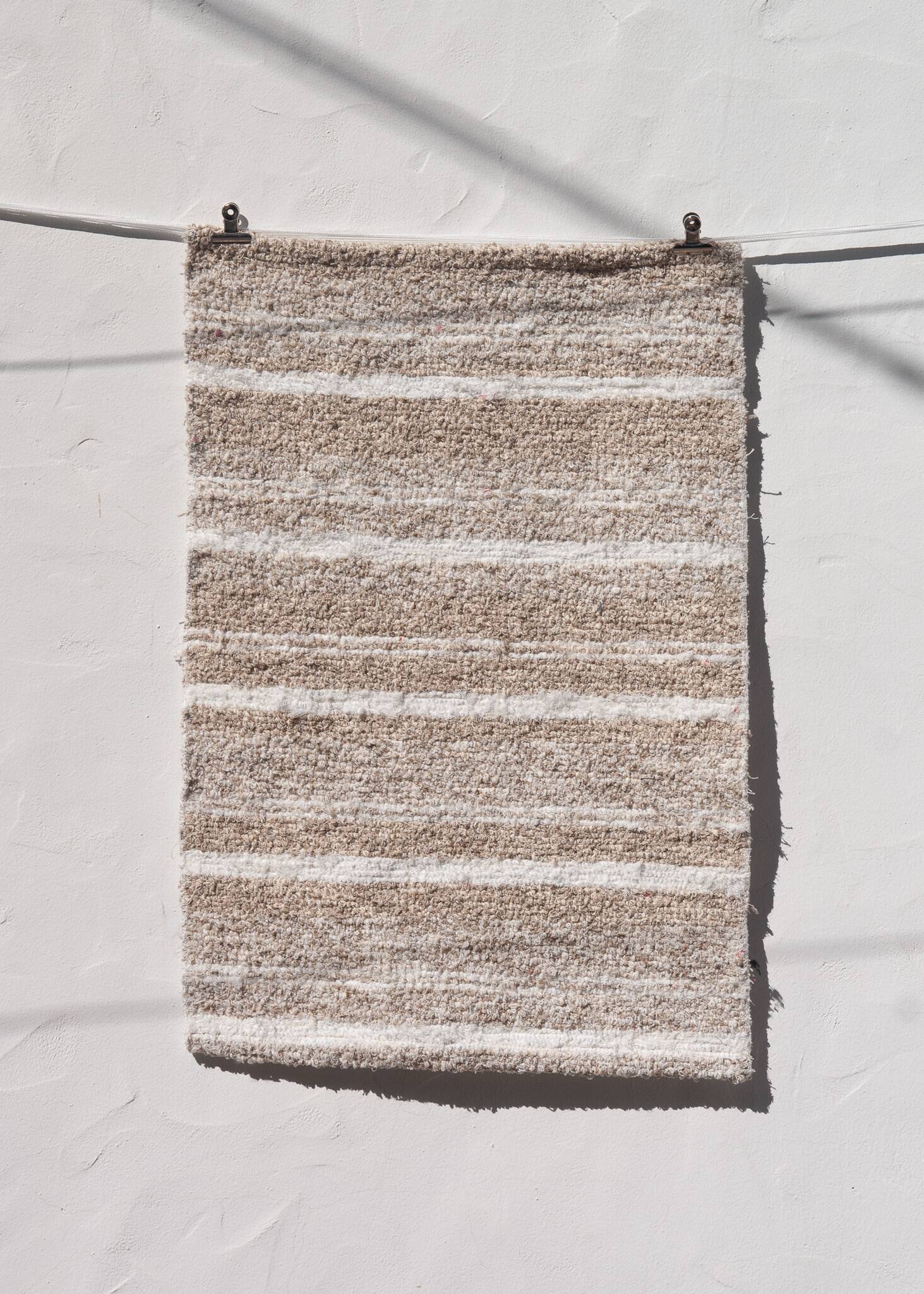 Handwoven recycled cotton rug - 40 x 60 cm