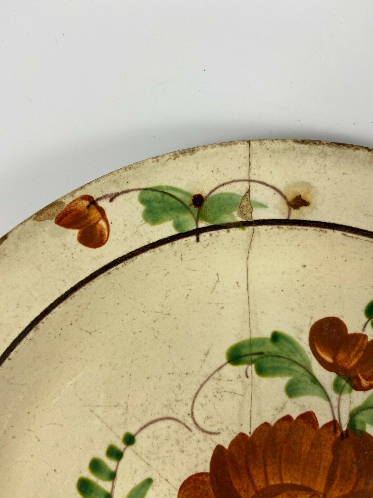 Assiette forges les eaux decor floral fin XVIII debut XIXeme