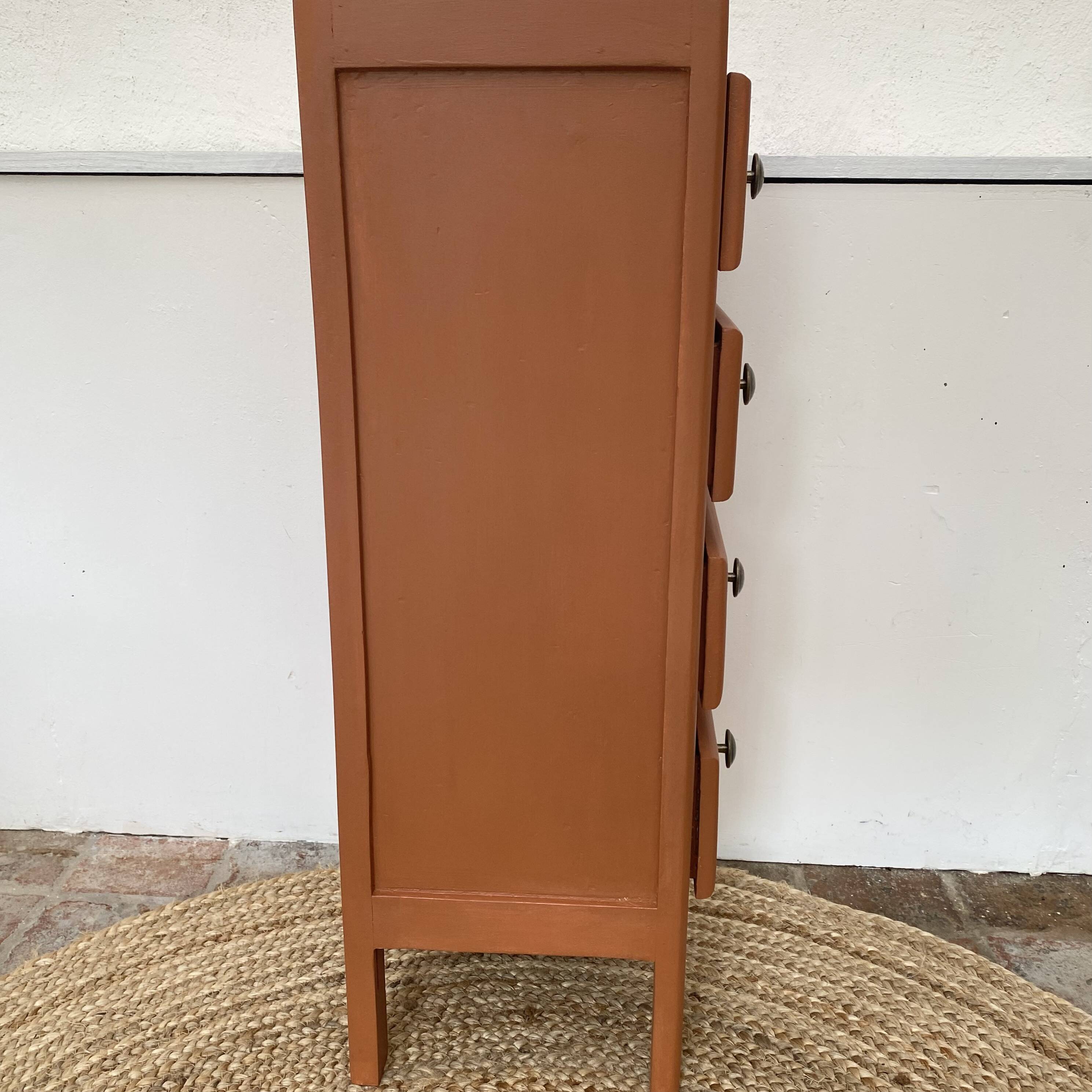 Chiffonnier