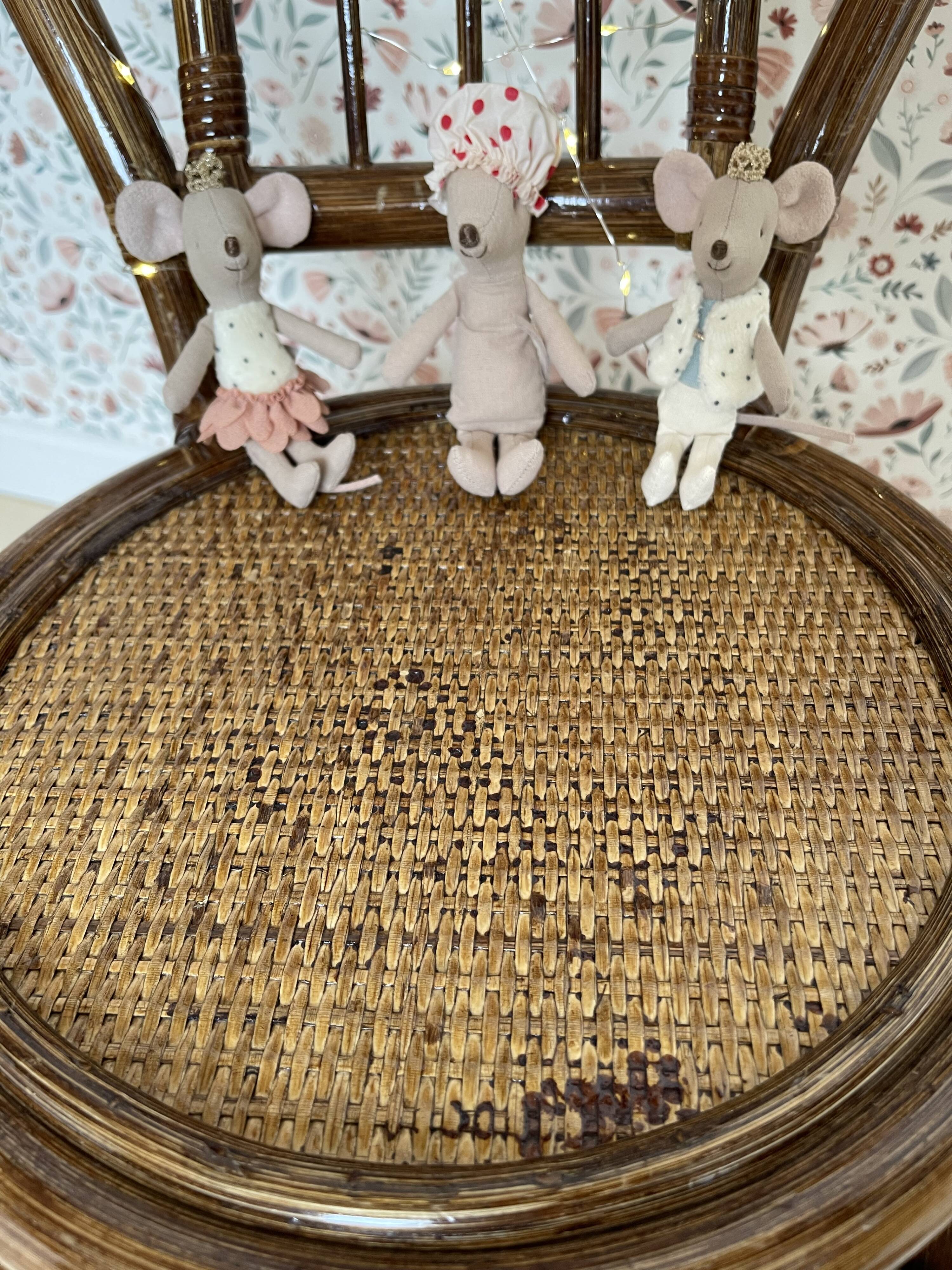 Wicker chair