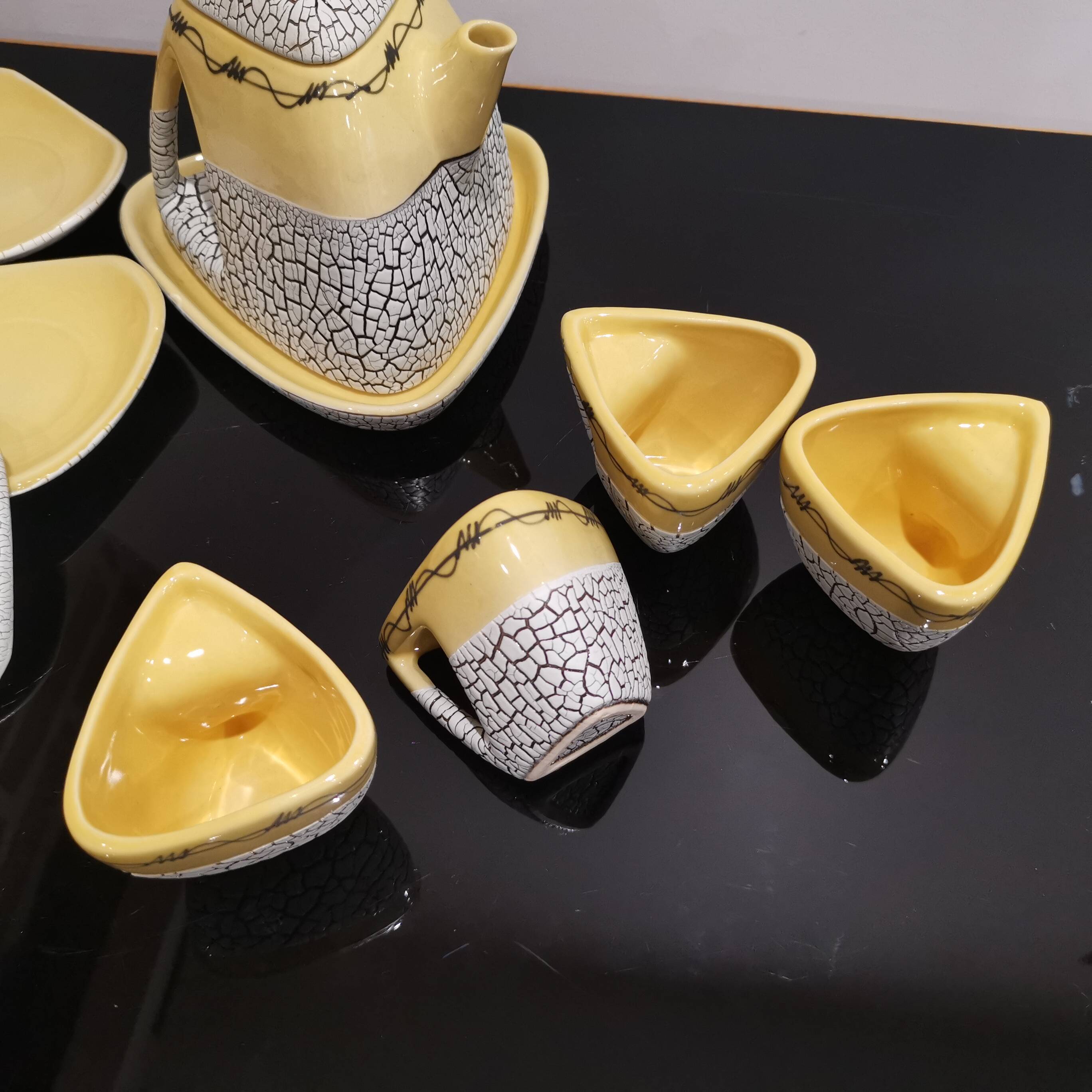 Cracked yellow Bat Trang tea set made in Vietnam