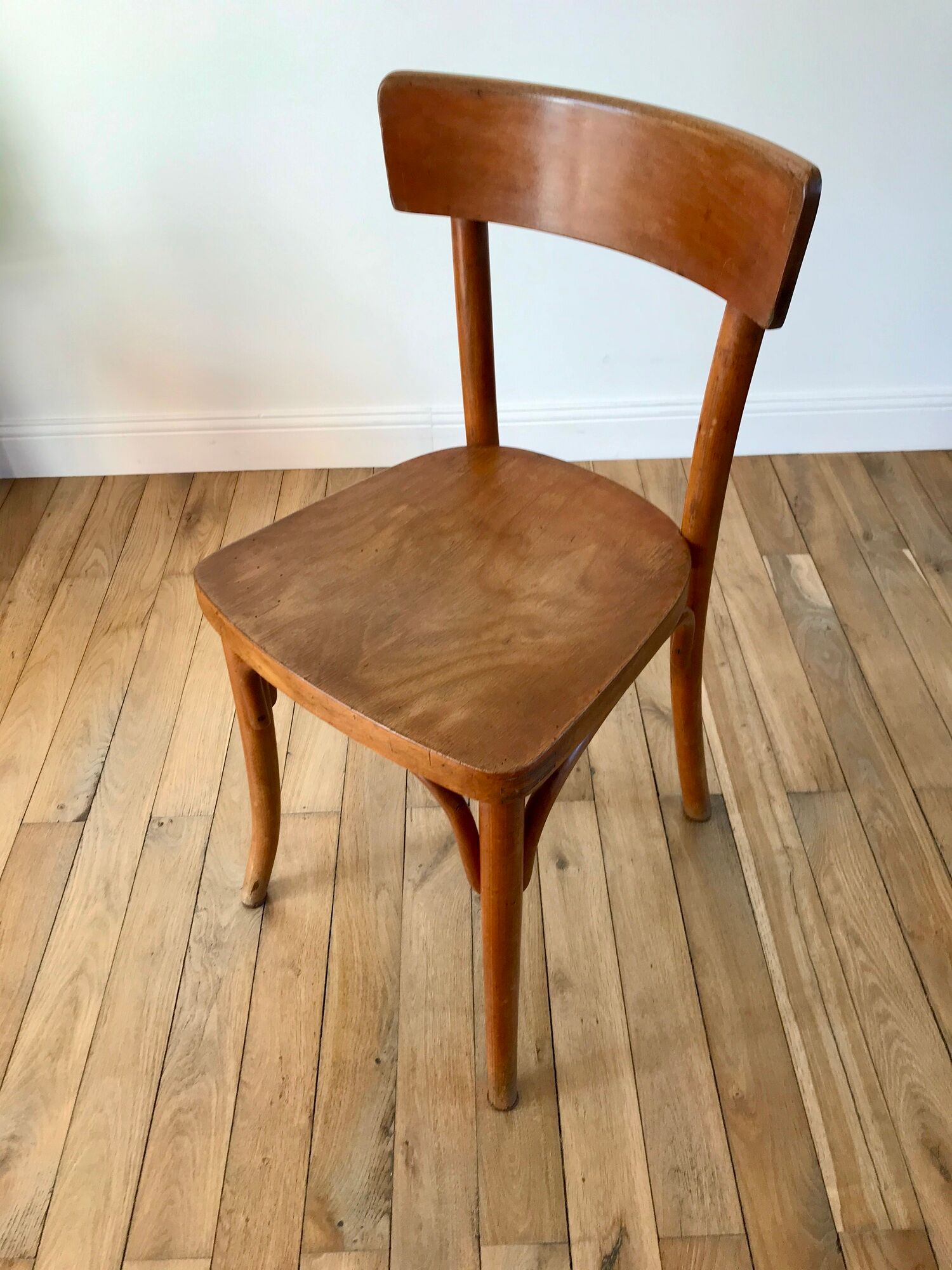 Thonet bistro chair in curved wood early twentieth century