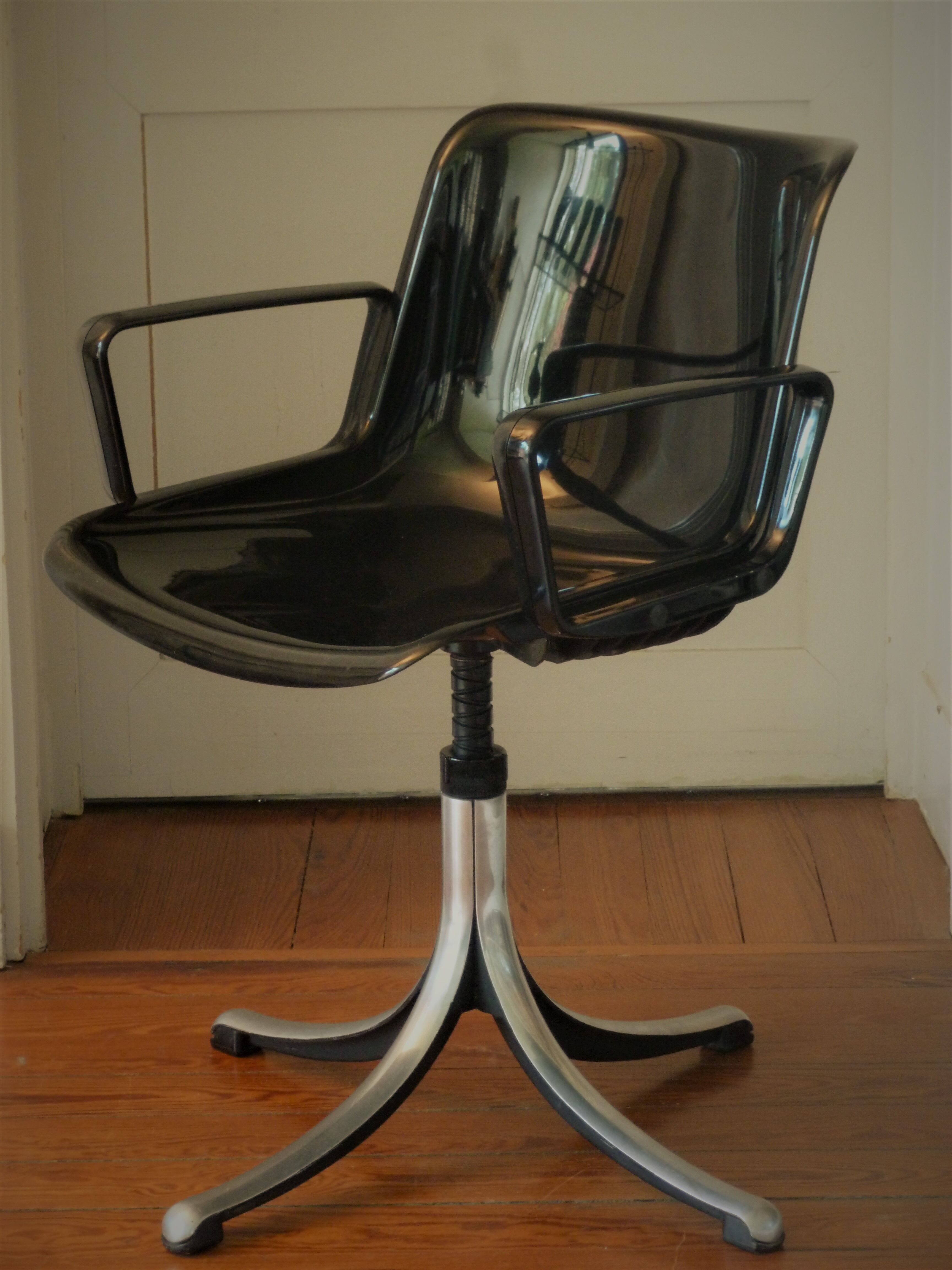 4 Borsani chairs, Modus model, 1976