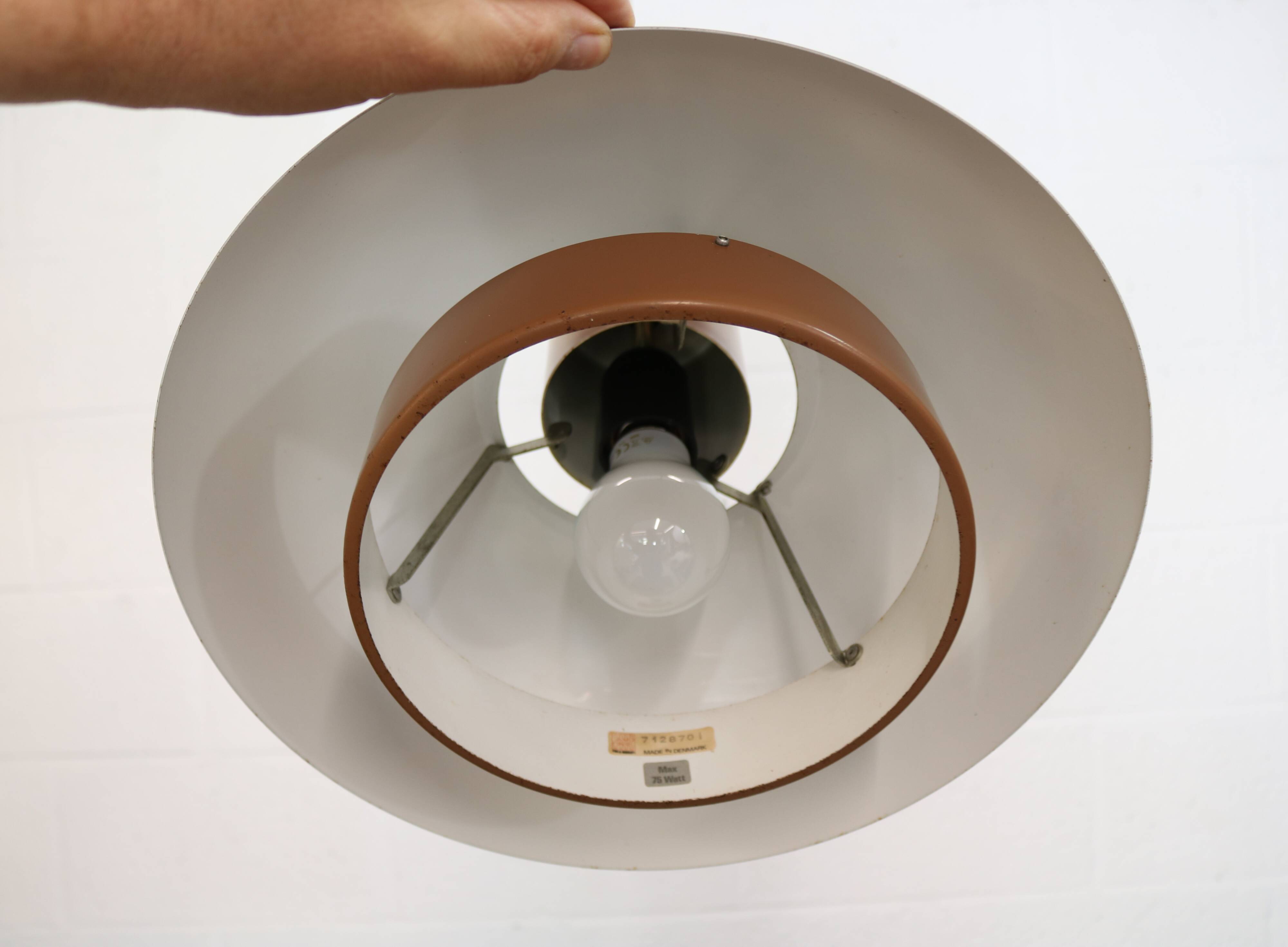 Suspension Lakaj Jo Hammerborg : Suspension moderne danoise, Fog & Morup, années 1970