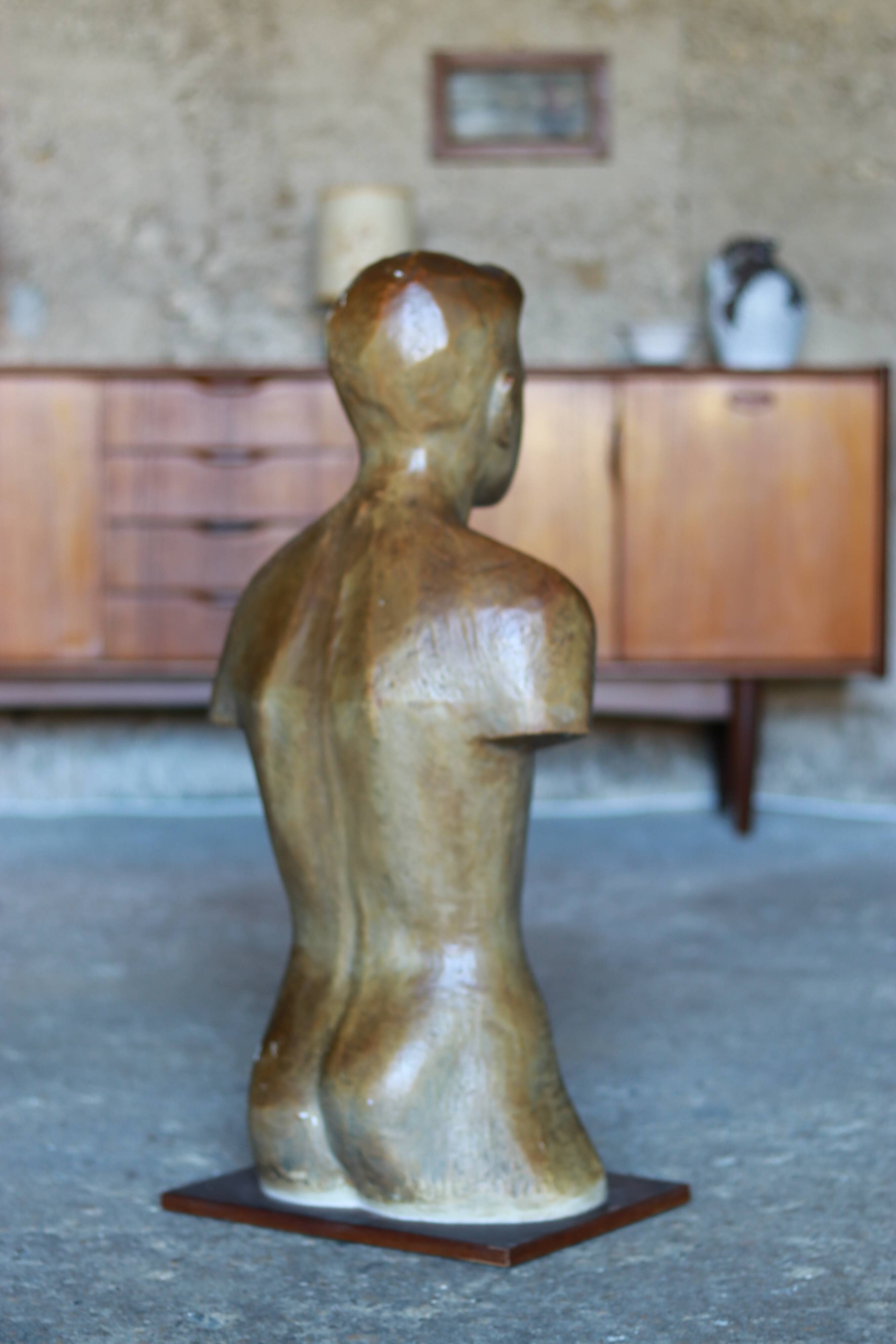 Buste de jeune homme Art Déco
