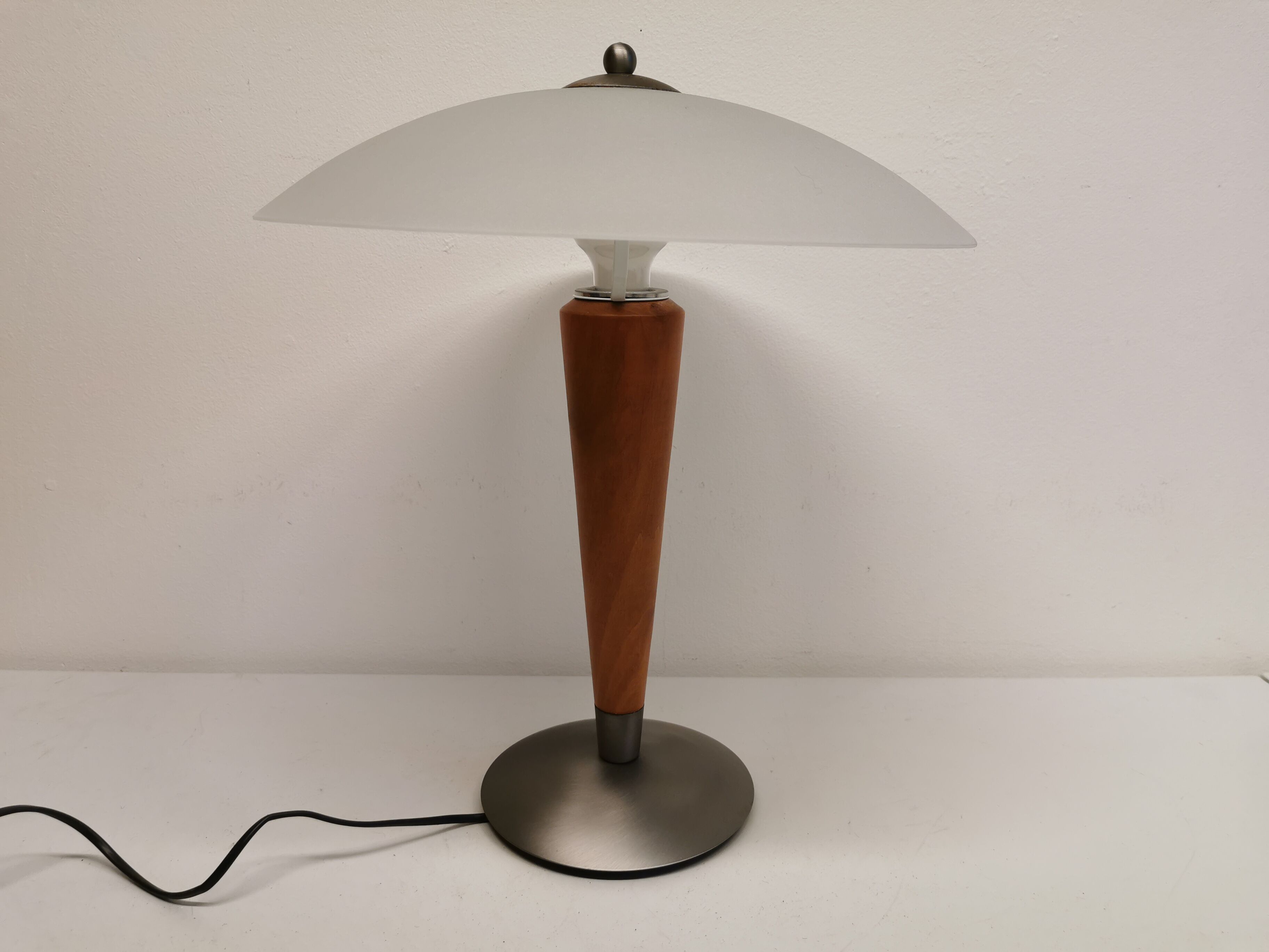 Older table lamp, made by SCE France, model Amalia