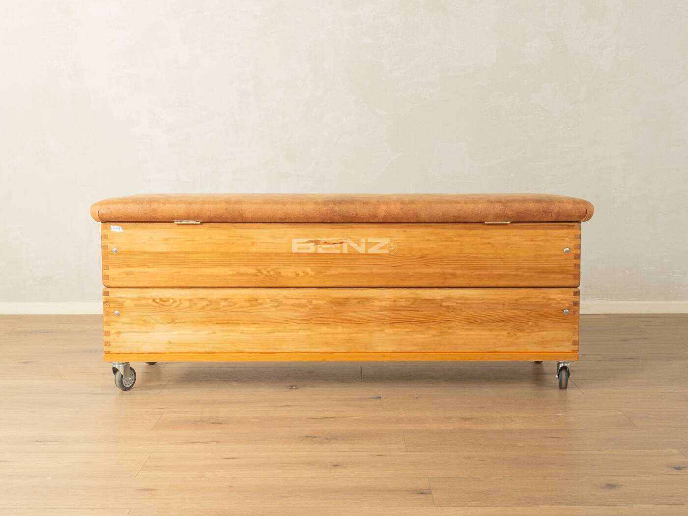 Unique vaulting box from the 1960s by Benz