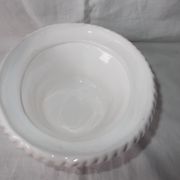 Corbeille faience blanche
