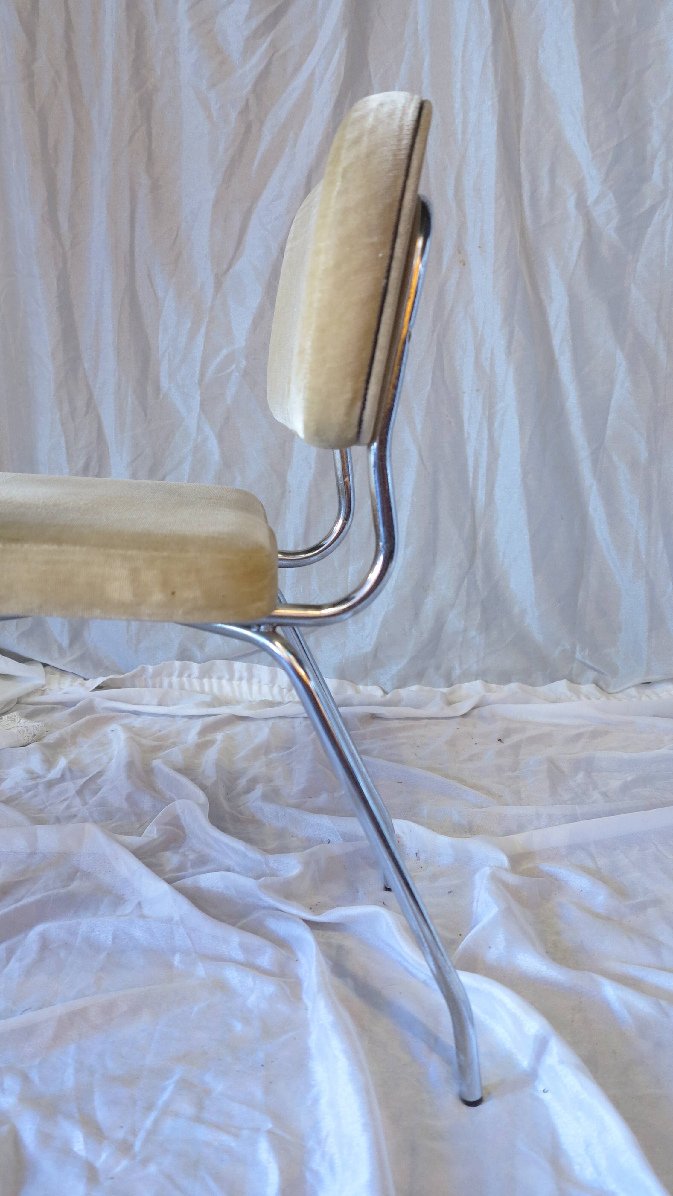 Pair of vintage office or living room chairs