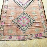 Boujaad vintage Moroccan Berber rug 245 x 155 cm