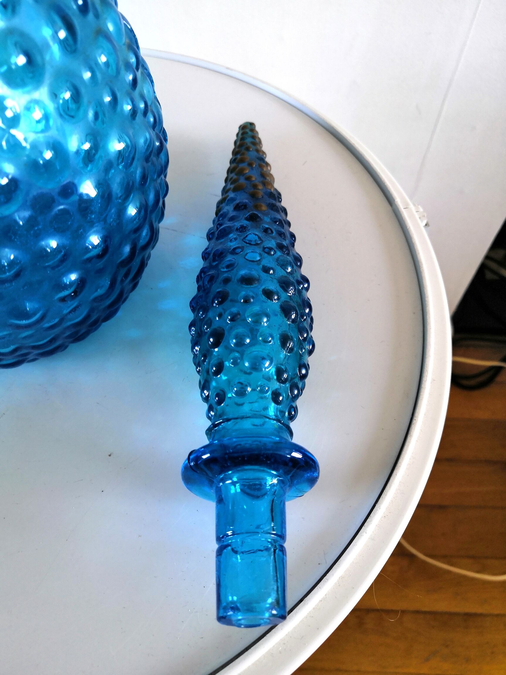 Carafe italienne en verre d'Empoli couleur bleue design années 60 - 70