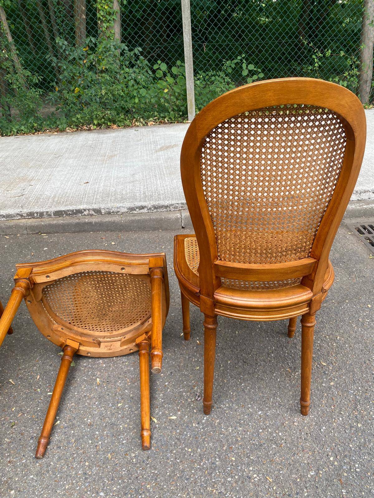 4 caned Louis XVI medallion dining chairs from the 1960s.