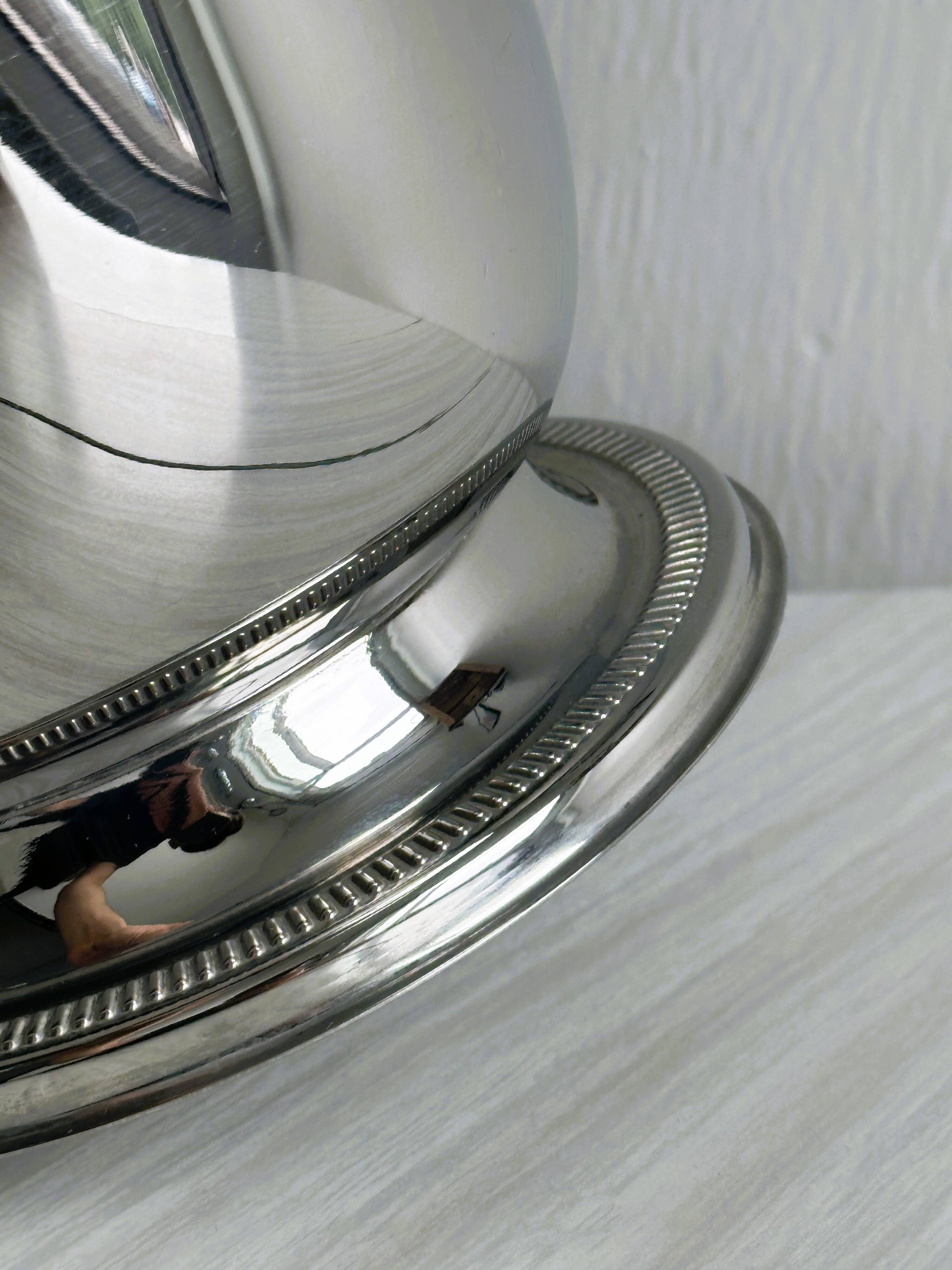 Silver metal champagne bucket